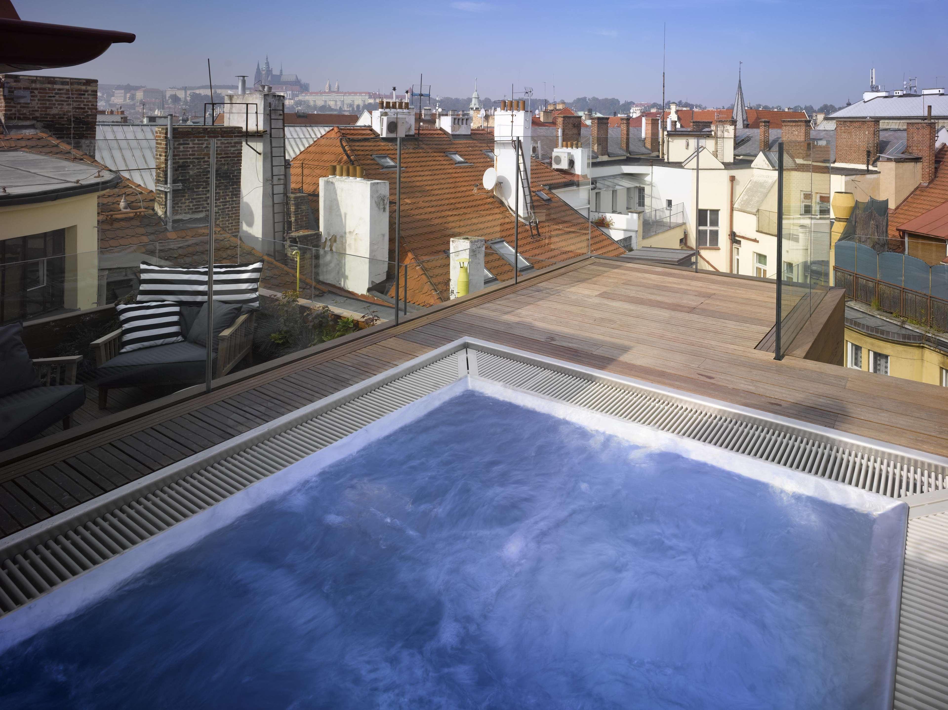 The Emblem - Preferred & Hotel Prague