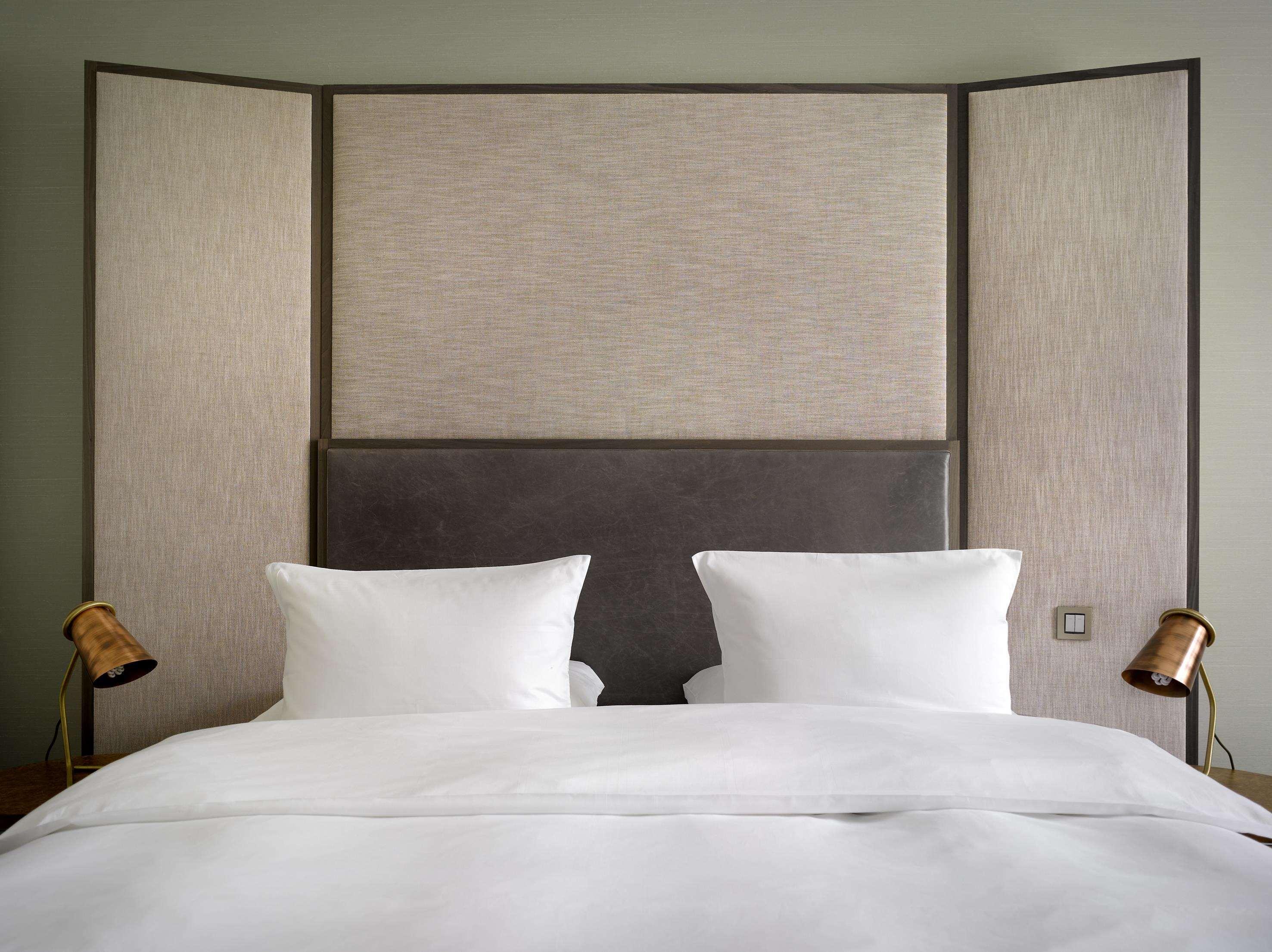 The Emblem - Preferred & Hotel Prag